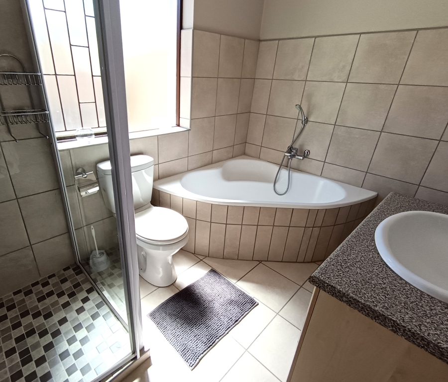 3 Bedroom Property for Sale in Marina Martinique Eastern Cape